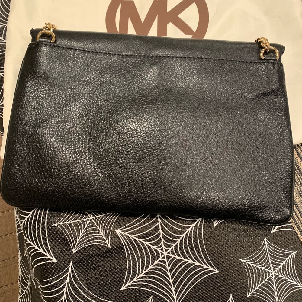 Purse - Picture 3 of 3